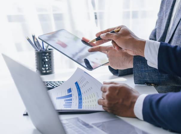 bundled hardware, software, and professional services into a single contract with fixed payments